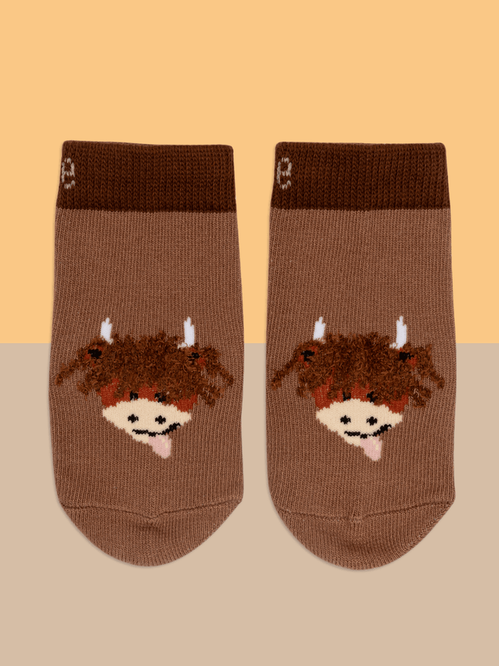Blade and Rose Neutral Highland Cow Socks