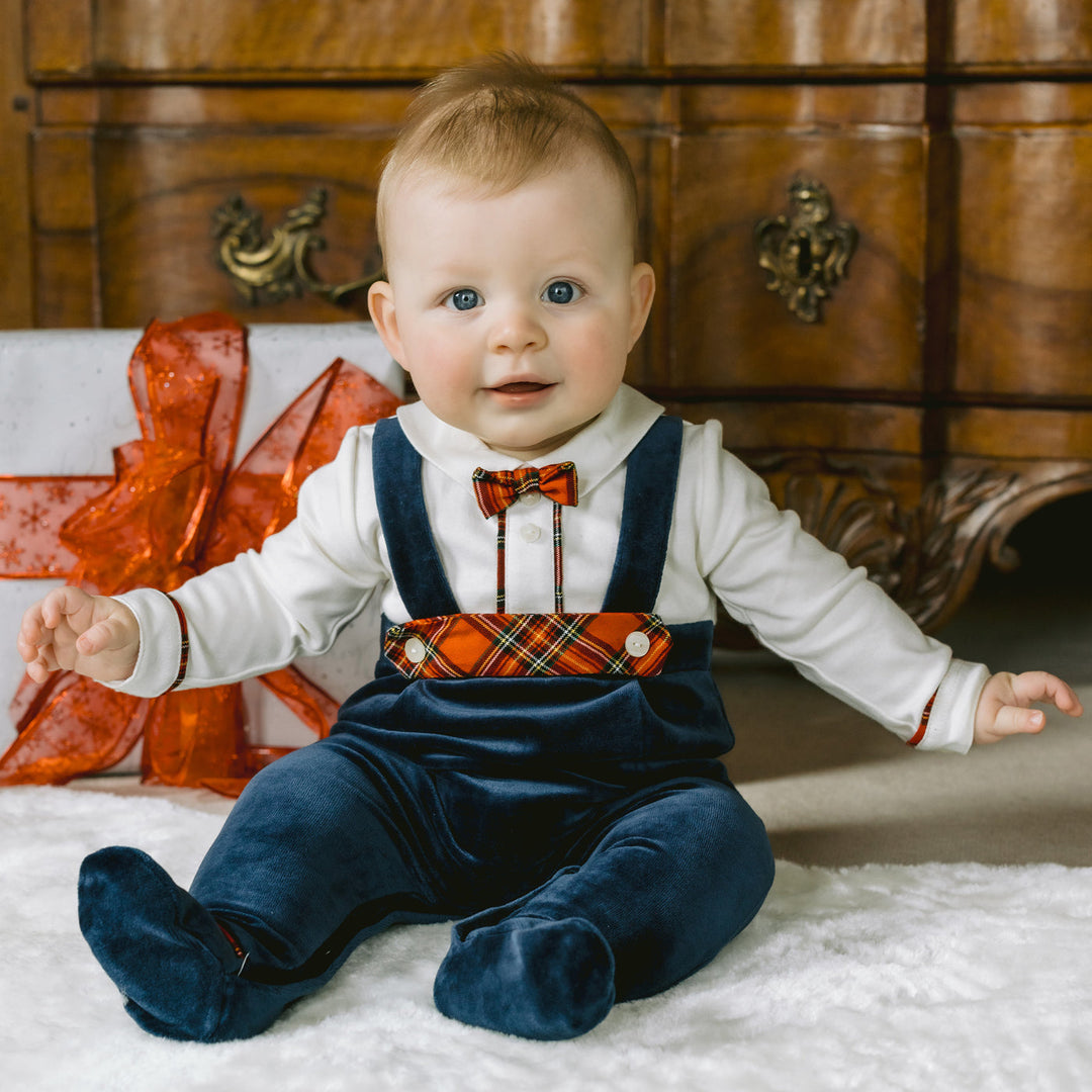 Kenneth babygrow detail 2