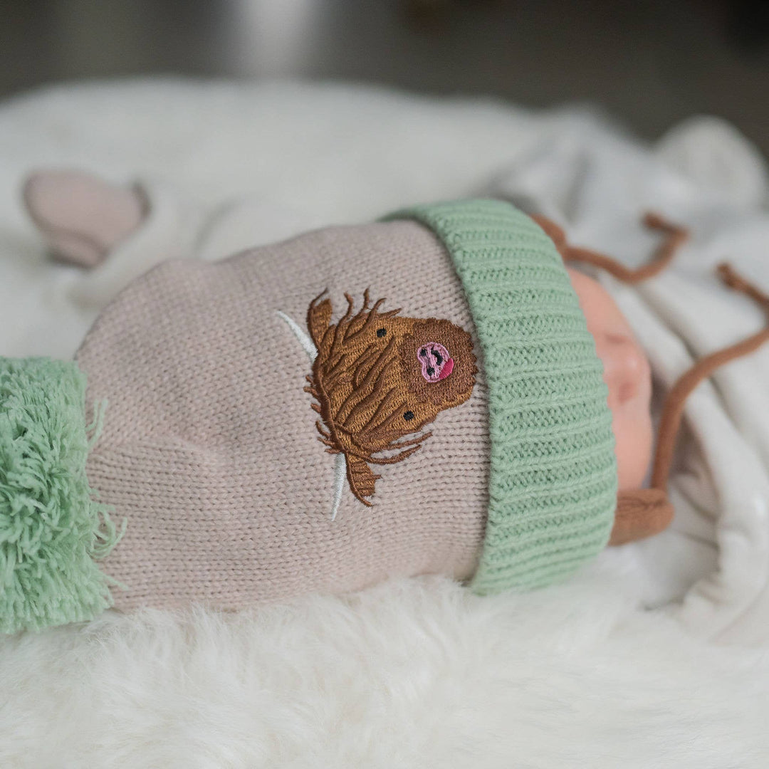 Highland Cow Wooly Hat and Mittens