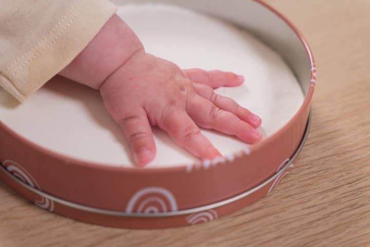Petit Artichaut Baby Box Round - Rainbow Terracotta