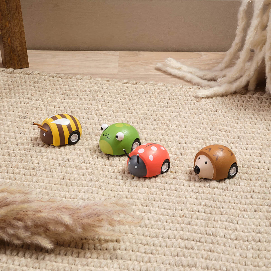Wooden pull back animal toy, 4 assorted designs