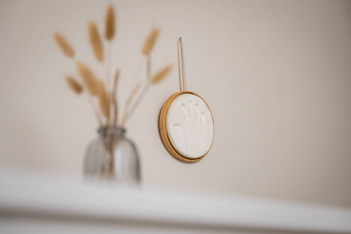 Petit Artichaut Wooden Medallion Keepsake
