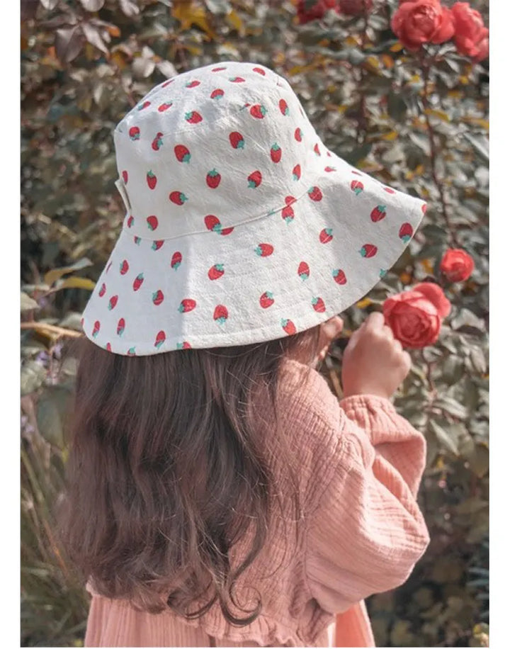 RH Strawberry Reversible Hat 7-10 Years