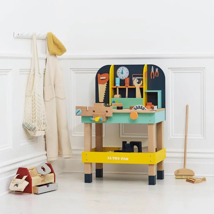 Le Toy Van Alex’s Work Bench