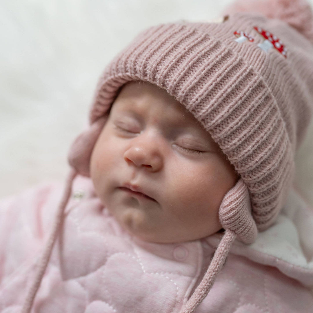 Woodland Wooly Hat and Mittens